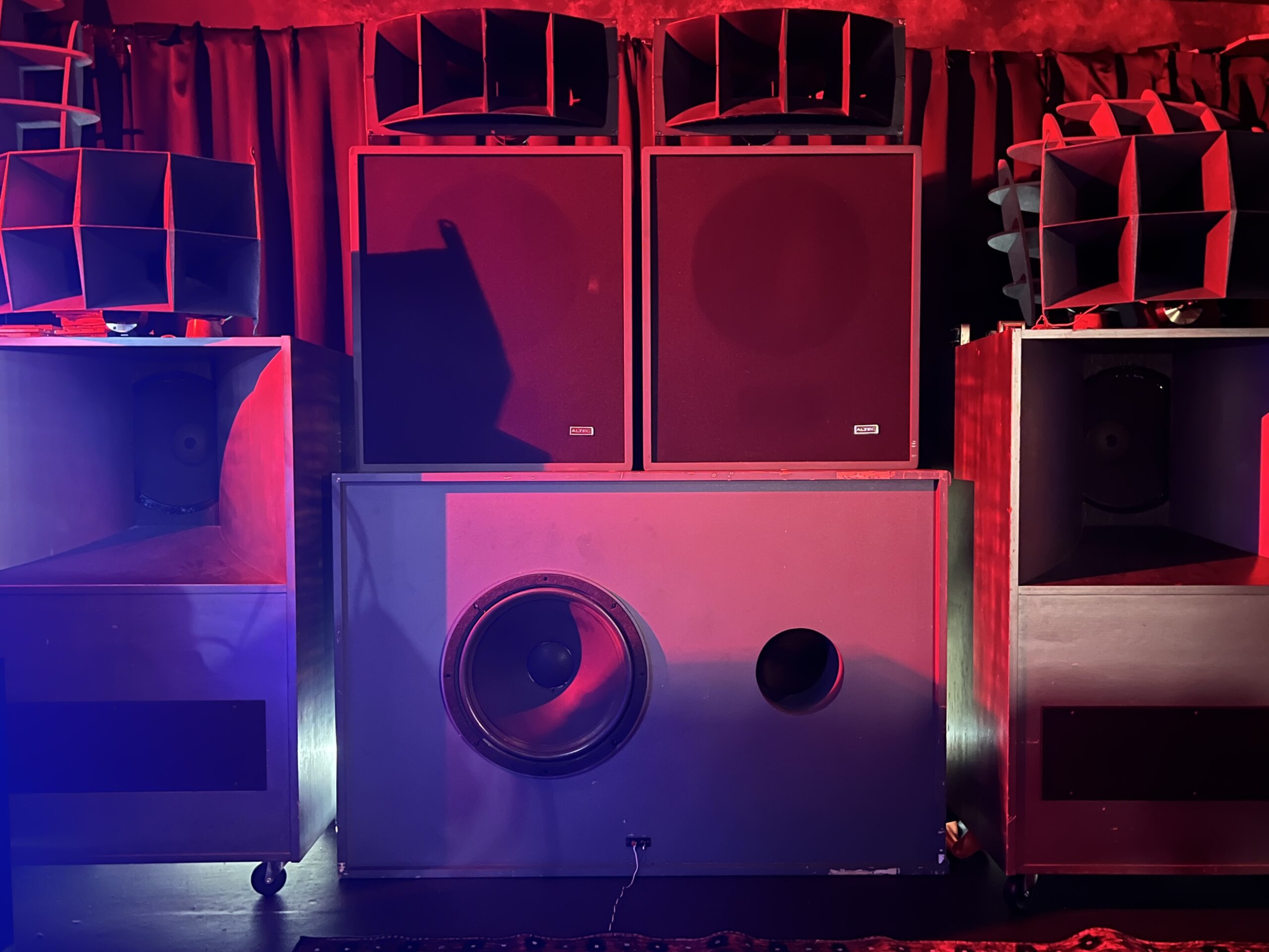 ピンクノイズ カーオーディオ調整用信号 【ピンクノイズ/PinkNoise】 - YouTube