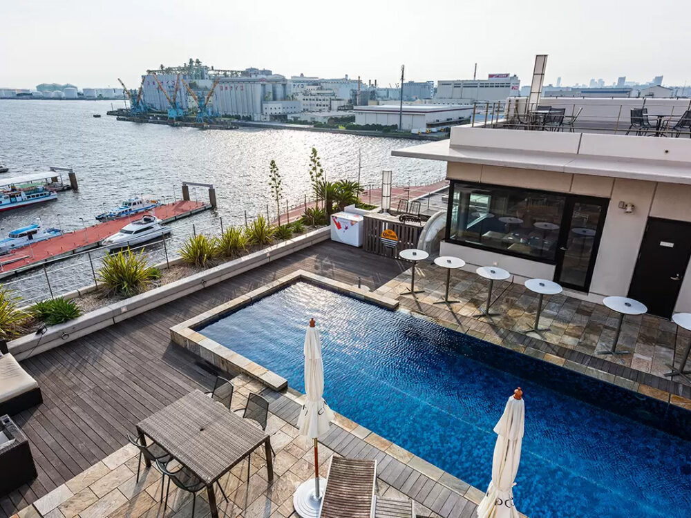 PENT HOUSE